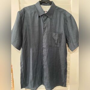 Men’s Joseph Abboud 100% Linen Black button up short sleeve shirt.